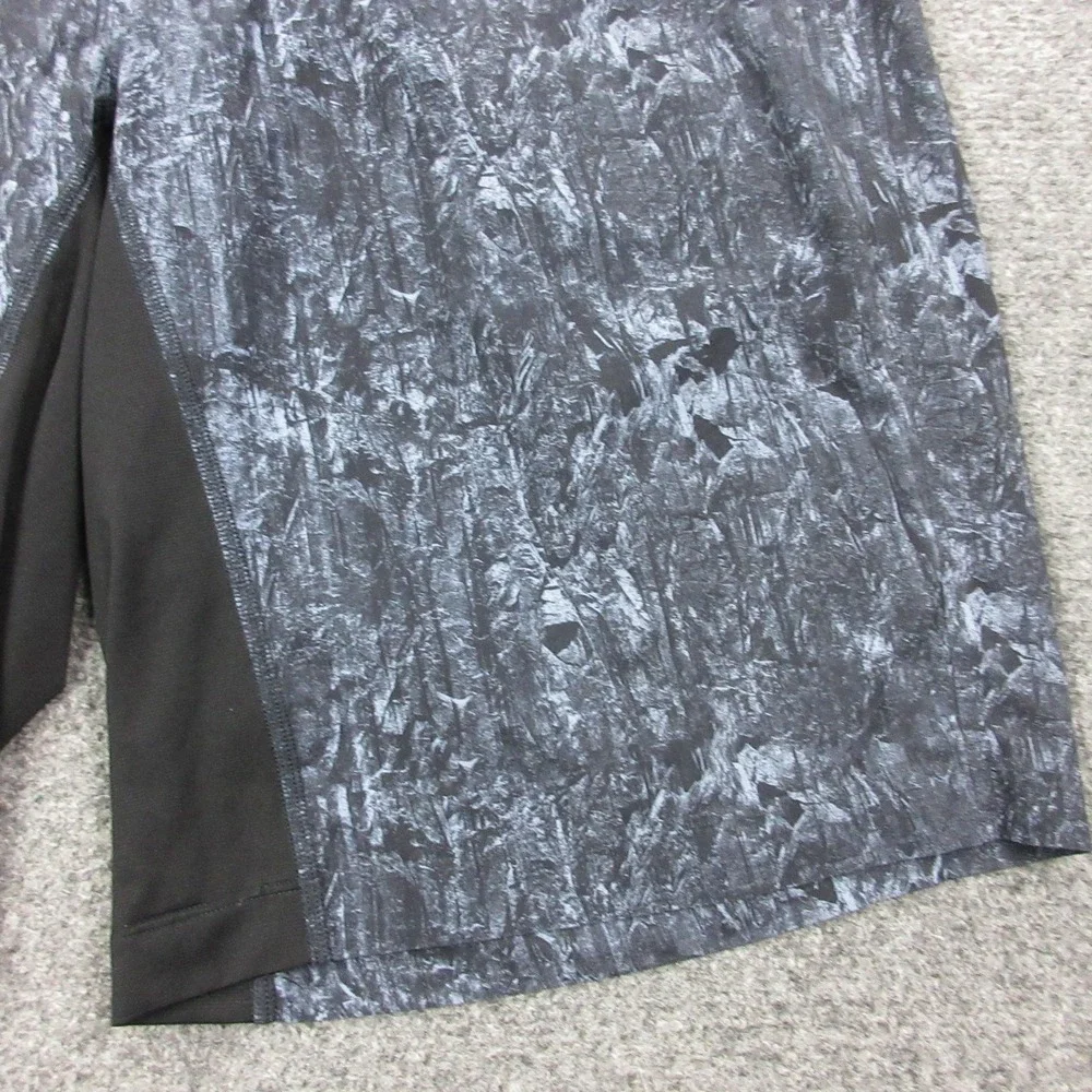 Lululemon Shorts Mens Large‎ Gray Geometric Lined Athletic Running 9 Inseam
